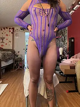 הופעת וובקאם של TranSexualJade95