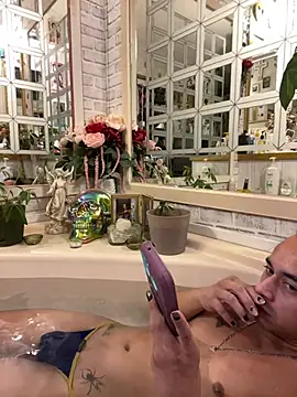 TranSexualJade95 Pertunjukan Webcam