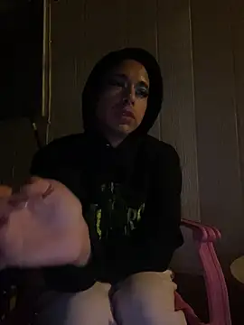 TranSexualJade95: διαδικτυακό σόου στην κάμερα