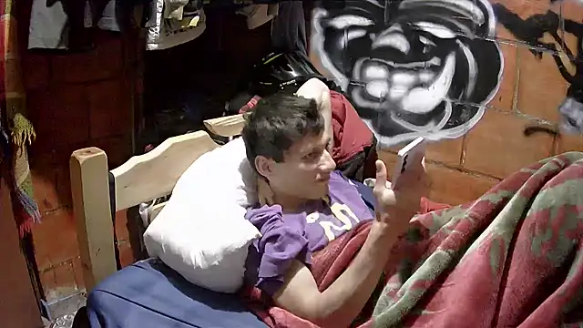 alexandercruz Show Webcam