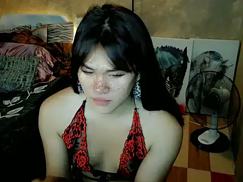 YllanaAltheaXxX Pertunjukan Webcam