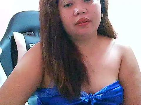 fresh_rosie Show in webcam
