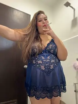 ashleygrahamts Show in webcam