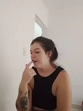 Fernandar2025's Live XXX Chat