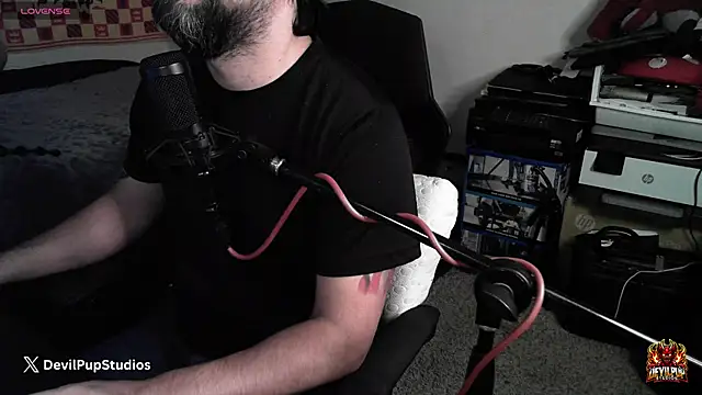 DevilPup75_'s Webcam Show