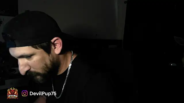 DevilPup75_ webkamerás műsora