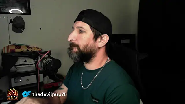 DevilPup75_ webkamerás műsora