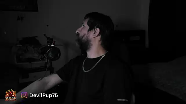 Show webcam de DevilPup75_