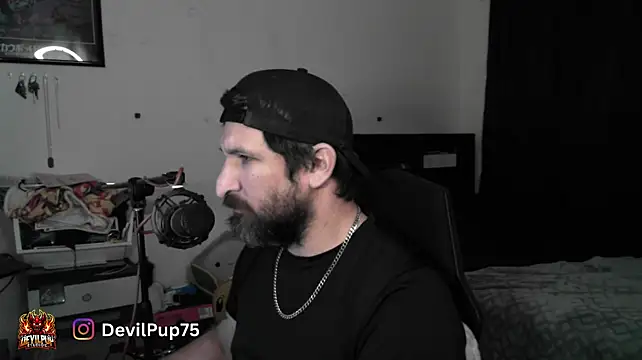 Show Webcam de DevilPup75_