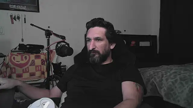 Pokazy przed kamerką – DevilPup75_