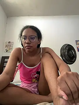 Valen_1990 Live XXX-chat