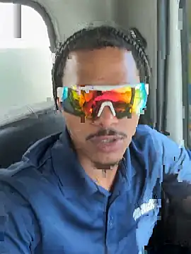 Robono12's Webcam Show