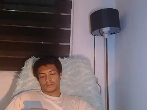 Asian_gregor Pertunjukan Webcam