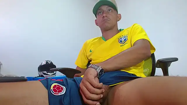 skinny23cm webcam show