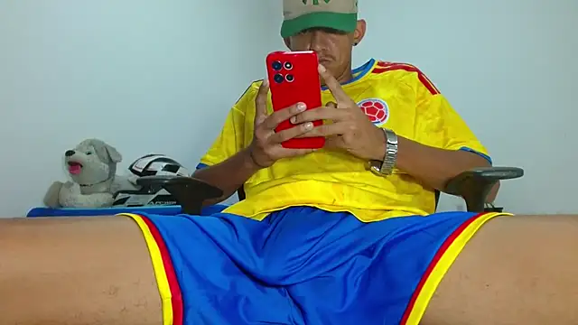Show de skinny23cm na webcam