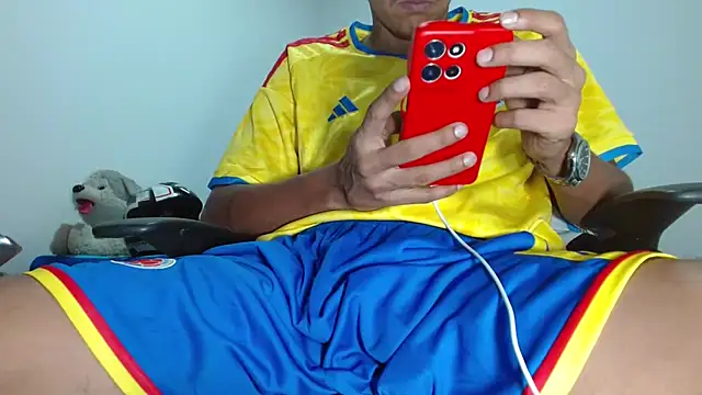 Show de skinny23cm na webcam