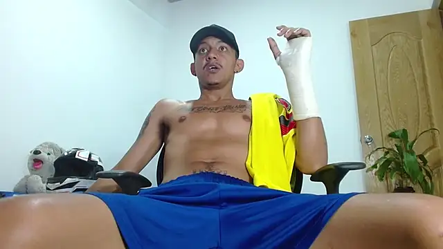 skinny23cm 在線直播表演