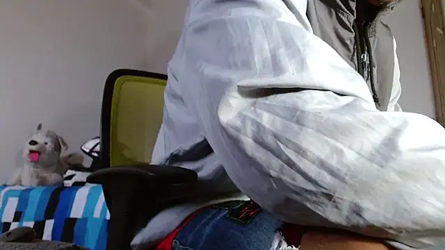 skinny23cm 网络视讯表演