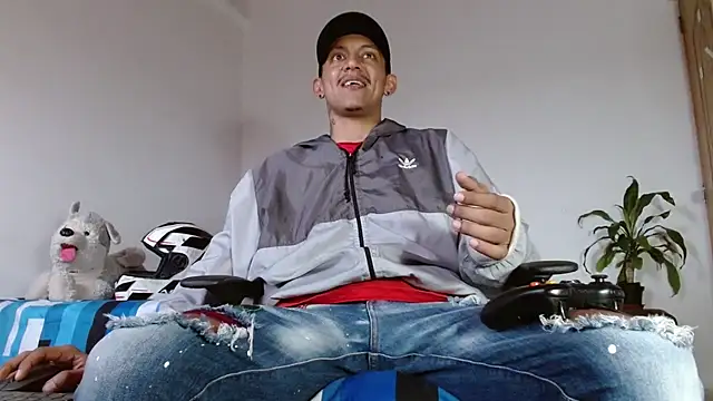 skinny23cm Show Webcam