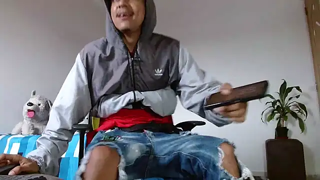 skinny23cm's Webcam Show