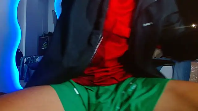 skinny23cm Show in webcam
