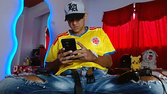 Webkamerová show skinny23cm