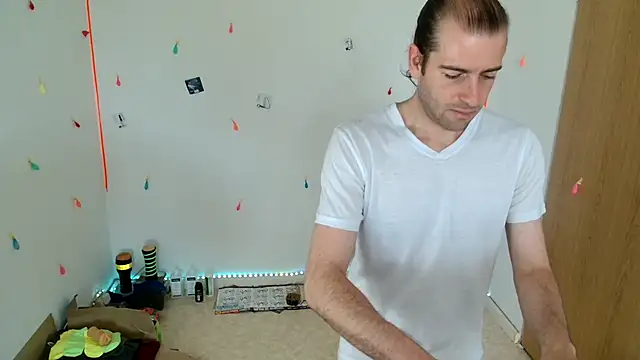 hei_69 Adlı Modelin Canlı XXX Sohbeti