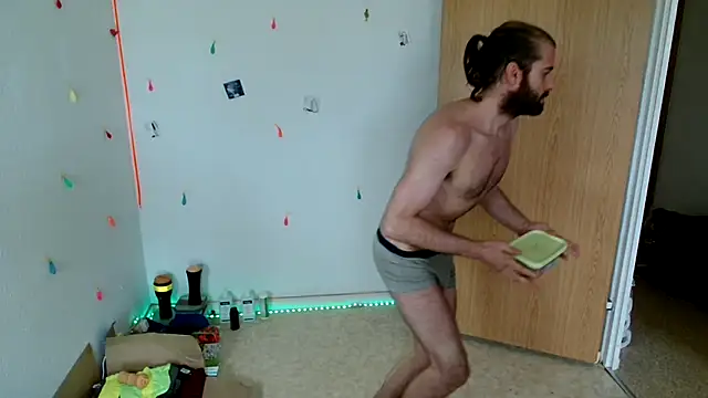 hei_69 Chat XXX in diretta