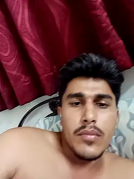 HelpfulSucrose Show Webcam