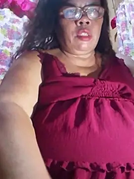 Huge_mama69 Adlı Modelin Web Kamerası Şovu