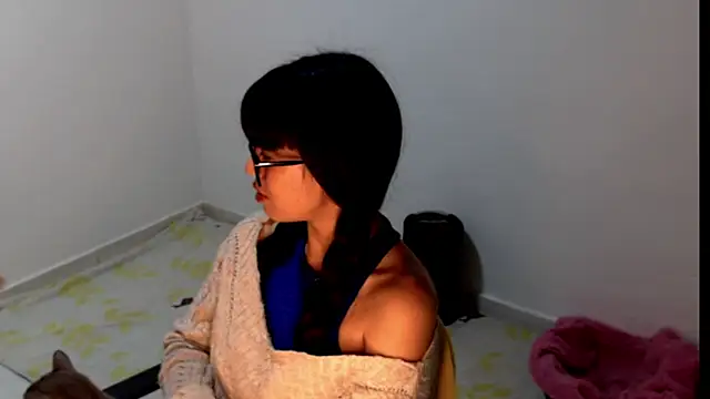 Онлайн чат XXX meganmiauu