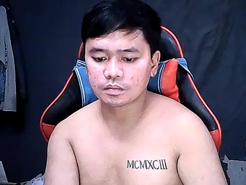 הופעת וובקאם של sweet_sexyasian69