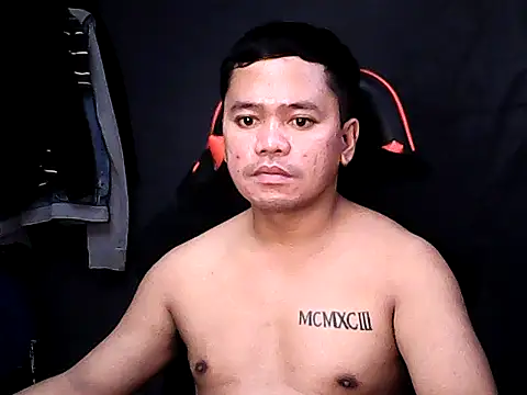 Show modela sweet_sexyasian69 na web-kameri