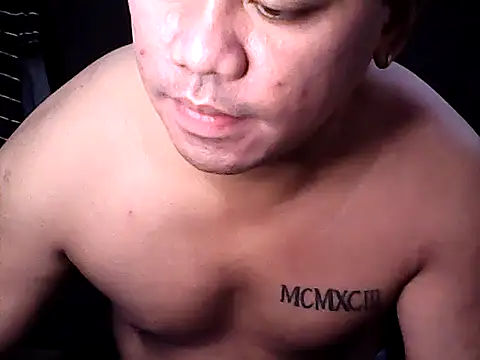 הופעת וובקאם של sweet_sexyasian69