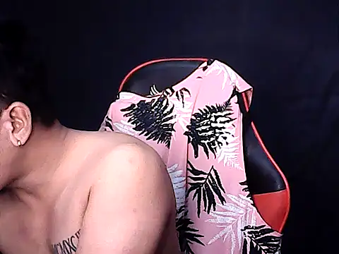 sweet_sexyasian69 Adlı Modelin Web Kamerası Şovu