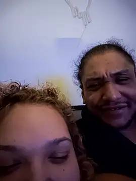 MzGigglez69: вебкам-шоу