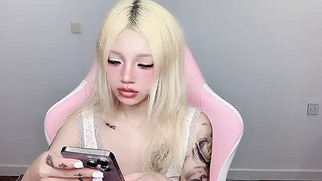 _Gwyneth_ Show Webcam