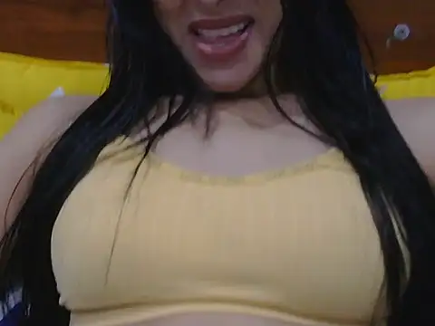 Megha_005 Adlı Modelin Canlı XXX Sohbeti