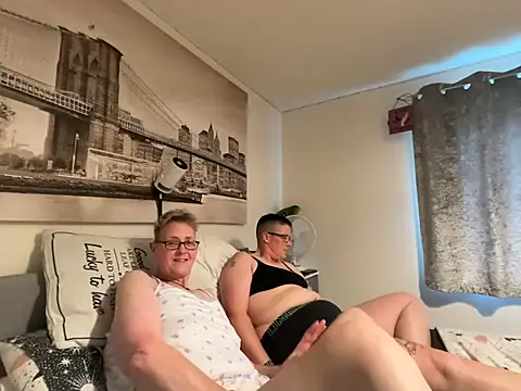 Curvy-Jinx Webcamshow