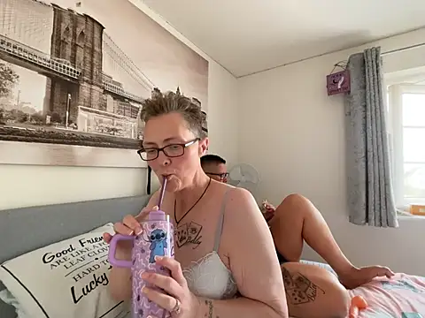 Webkamerová show Curvy-Jinx