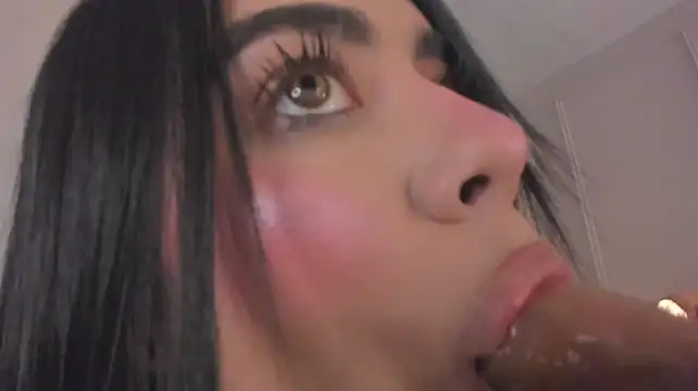 mia_kisses2 网络视讯表演