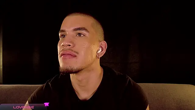 Bruno___69: вебкам-шоу