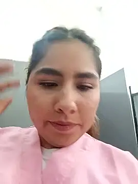 Sofia_Honey1 现场聊天室