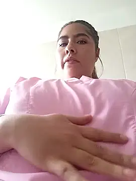 Sofia_Honey1 webkamerás műsora