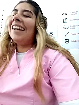 Sofia_Honey1 Adlı Modelin Canlı XXX Sohbeti