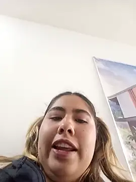 Sofia_Honey1: онлайн-секс-чат