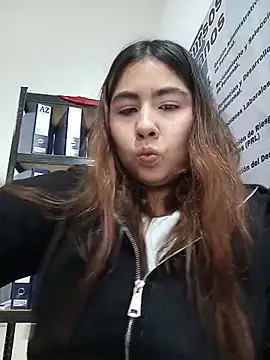 Sofia_Honey1: онлайн-секс-чат