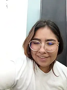 Sofia_Honey1's Live XXX Chat
