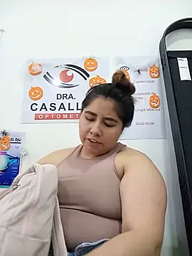 Sofia_Honey1: απευθείας συνομιλία ΧΧΧ