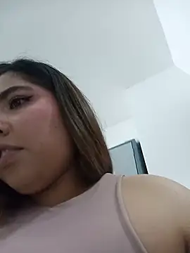 Sofia_Honey1: απευθείας συνομιλία ΧΧΧ